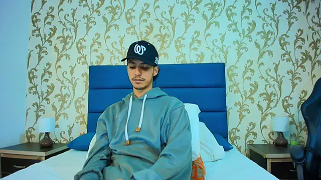 Snapshot of Marcus_Jeron chatting on November 2, 2025, 3:11 am Marcus Jeron online show from November 2, 2025, 3:11 am