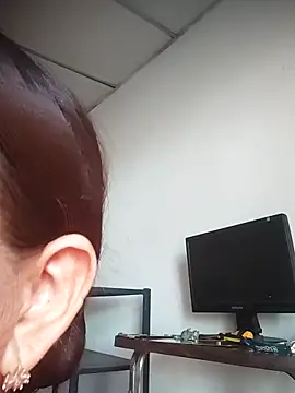 Snapshot of marinita13 chatting on November 9, 2025, 3:27 pm marinita13 online show from November 9, 2025, 3:27 pm