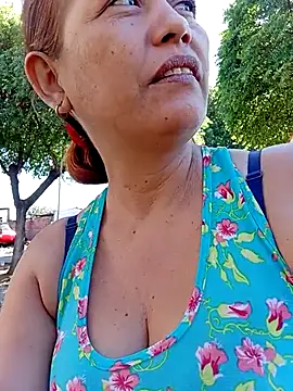 marinita13 online show from August 2, 2026, 1:42 pm