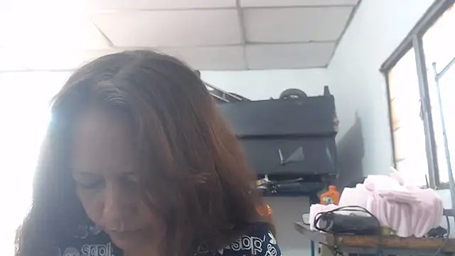 Snapshot of marinita13 chatting on November 14, 2025, 5:16 pm marinita13 online show from November 14, 2025, 5:16 pm