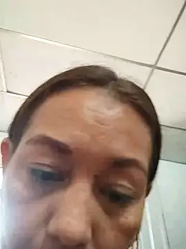 Snapshot of marinita13 chatting on November 17, 2025, 2:54 pm marinita13 online show from November 17, 2025, 2:54 pm