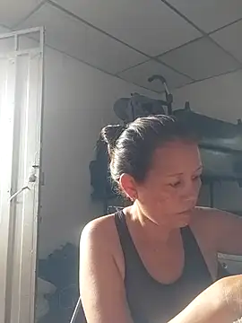 Snapshot of marinita13 chatting on November 26, 2025, 8:09 pm marinita13 online show from November 26, 2025, 8:09 pm