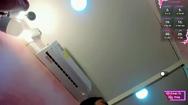 samantamilk6 online show from November 22, 2025, 11:53 am