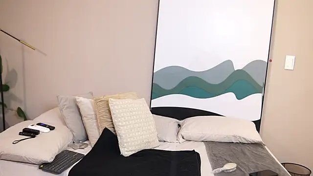 Snapshot of Ariaa_Isabell chatting on October 14, 2025, 6:19 pm Ariaa Isabell online show from October 14, 2025, 6:19 pm