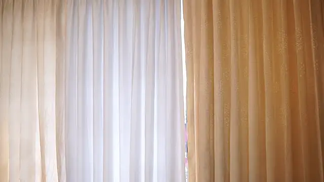 Snapshot of Ariaa_Isabell chatting on October 17, 2025, 6:21 pm Ariaa Isabell online show from October 17, 2025, 6:21 pm