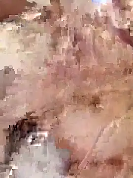 Theredcorazon online show from April 21, 2026, 11:55 pm