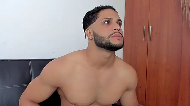 Snapshot of Pier_Simons chatting on November 23, 2025, 7:02 pm Pier Simons online show from November 23, 2025, 7:02 pm