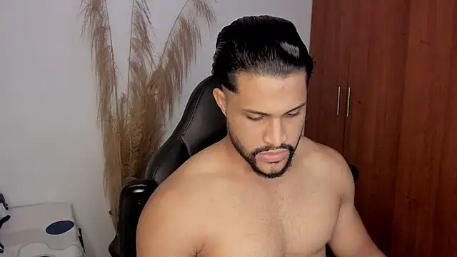 Snapshot of Pier_Simons chatting on July 26, 2026, 8:10 am Pier Simons online show from July 26, 2026, 8:10 am