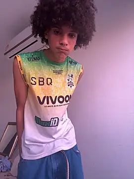 Snapshot of Max_Rain chatting on October 12, 2025, 8:10 pm Max Rain online show from October 12, 2025, 8:10 pm