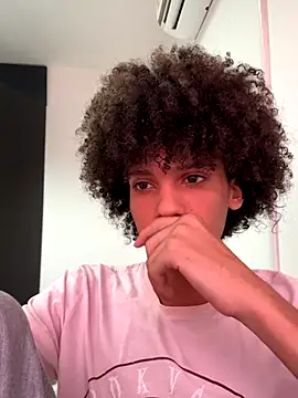 Snapshot of Max_Rain chatting on November 1, 2025, 7:19 pm Max Rain online show from November 1, 2025, 7:19 pm