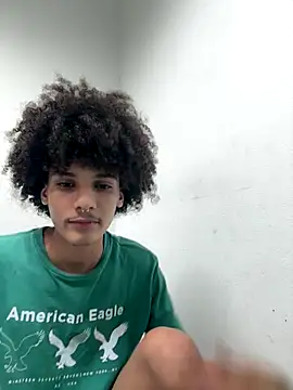 Snapshot of Max_Rain chatting on November 5, 2025, 1:20 am Max Rain online show from November 5, 2025, 1:20 am