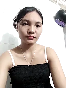 Duyen02 online show from September 18, 2025, 5:27 pm