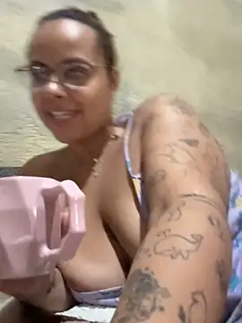 Snapshot of Chloe_Leaozinho chatting on March 12, 2026, 3:16 pm Chloe Leaozinho online show from March 12, 2026, 3:16 pm