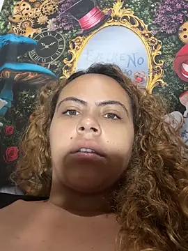 Chloe Leaozinho online show from March 31, 2026, 11:34 am