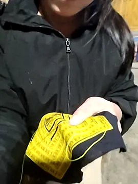 Tiyir597 online show from January 11, 2026, 4:41 am