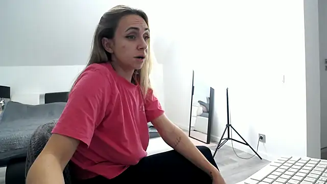 Snapshot of ArabianMalikah chatting on February 15, 2026, 7:46 pm ArabianMalikah online show from February 15, 2026, 7:46 pm