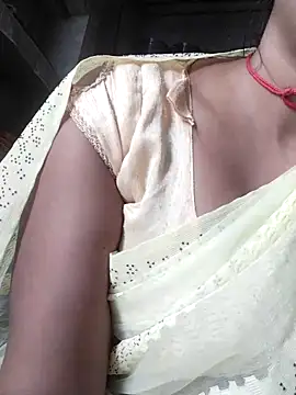 Snapshot of Garima-88 chatting on October 19, 2025, 10:40 am Garima-88 online show from October 19, 2025, 10:40 am