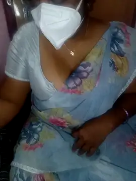 Jessi 25 online show from March 13, 2026, 6:24 pm