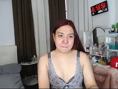Snapshot of stellahugeX chatting on July 31, 2026, 4:34 am stellahugeX online show from July 31, 2026, 4:34 am