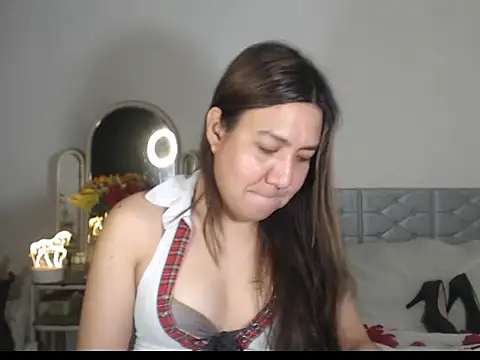 stellahugeX online show from November 23, 2025, 12:59 pm