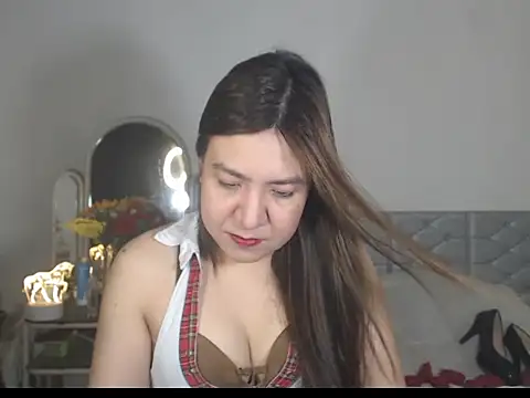 stellahugeX online show from November 27, 2025, 3:56 pm