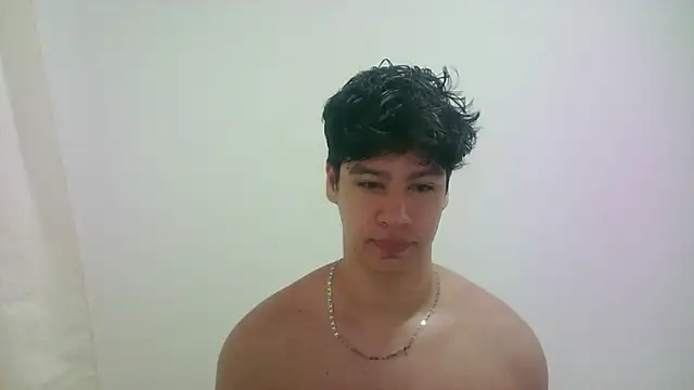 Snapshot of zeus_181 chatting on May 19, 2026, 10:55 am zeus 181 online show from May 19, 2026, 10:55 am