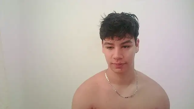 Snapshot of zeus_181 chatting on June 14, 2026, 1:45 pm zeus 181 online show from June 14, 2026, 1:45 pm