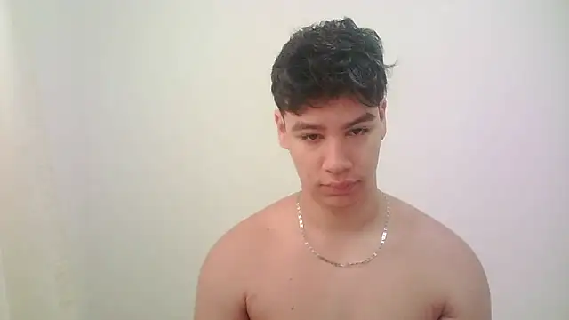 Snapshot of zeus_181 chatting on June 3, 2026, 1:01 pm zeus 181 online show from June 3, 2026, 1:01 pm