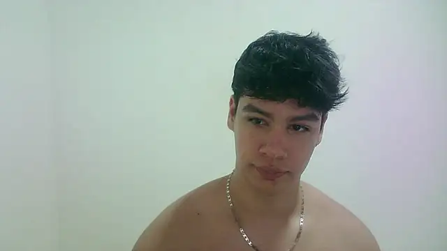 Snapshot of zeus_181 chatting on June 21, 2026, 12:05 am zeus 181 online show from June 21, 2026, 12:05 am