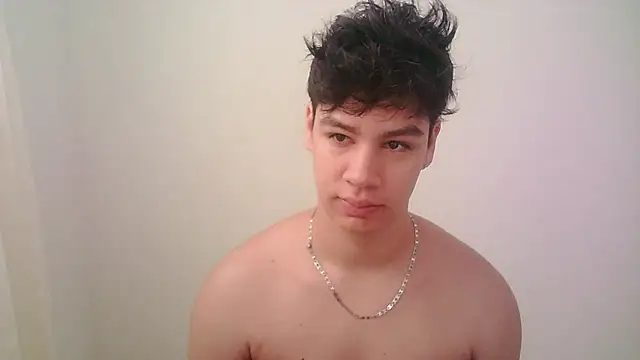 Snapshot of zeus_181 chatting on June 15, 2026, 1:00 pm zeus 181 online show from June 15, 2026, 1:00 pm