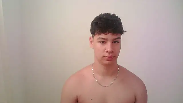 Snapshot of zeus_181 chatting on May 31, 2026, 12:44 pm zeus 181 online show from May 31, 2026, 12:44 pm
