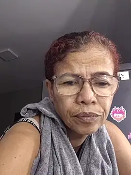 Snapshot of Merybeks chatting on May 23, 2026, 10:03 am Merybeks online show from May 23, 2026, 10:03 am
