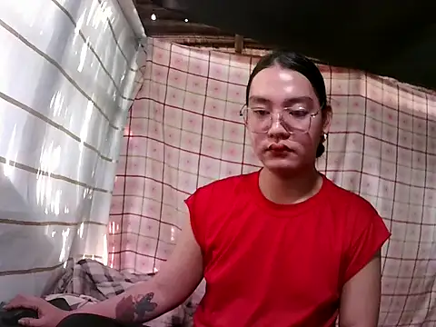 asian janella online show from February 2, 2026, 12:20 am