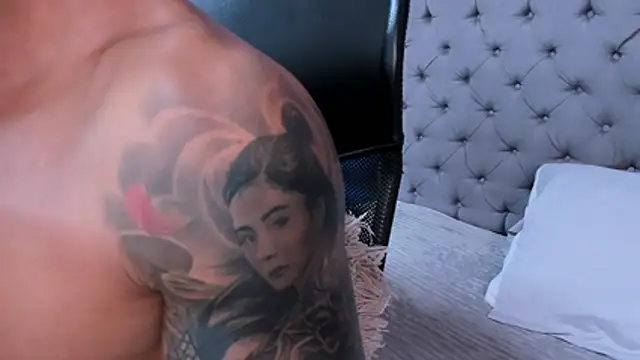 andres-clark92 online show from November 21, 2025, 6:07 pm