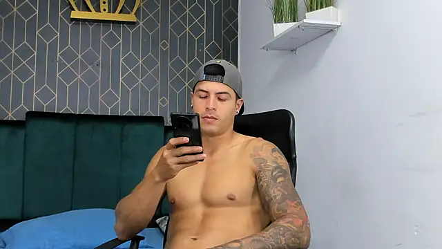 Snapshot of andres-clark92 chatting on June 26, 2026, 6:36 pm andres-clark92 online show from June 26, 2026, 6:36 pm
