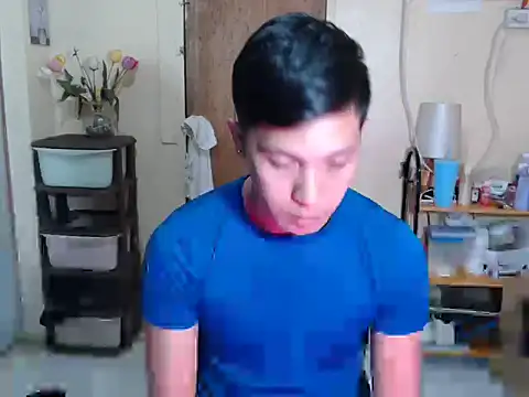 Snapshot of darryl_hugecok chatting on July 18, 2026, 7:44 pm darryl hugecok online show from July 18, 2026, 7:44 pm