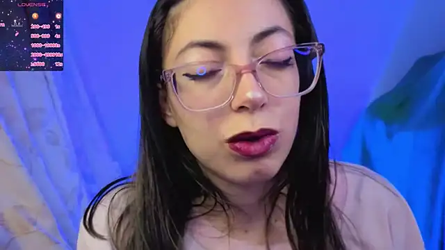 Snapshot of Miranda_sexlove_ chatting on March 6, 2026, 7:09 pm Miranda sexlove online show from March 6, 2026, 7:09 pm