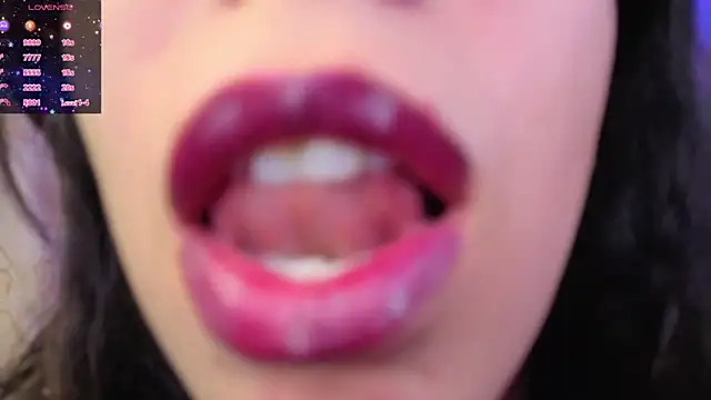 Snapshot of Miranda_sexlove_ chatting on March 8, 2026, 7:06 pm Miranda sexlove online show from March 8, 2026, 7:06 pm