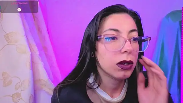 Snapshot of Miranda_sexlove_ chatting on February 11, 2026, 6:02 am Miranda sexlove online show from February 11, 2026, 6:02 am