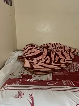 Nottella online show from November 10, 2025, 6:24 pm