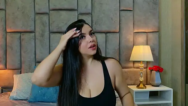 NathyMiller online show from October 31, 2025, 2:46 pm