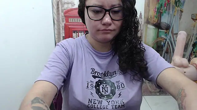 Snapshot of greeneyes_nurse chatting on November 4, 2025, 7:39 pm greeneyes nurse online show from November 4, 2025, 7:39 pm