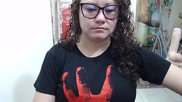 Snapshot of greeneyes_nurse chatting on December 5, 2025, 9:12 pm greeneyes nurse online show from December 5, 2025, 9:12 pm