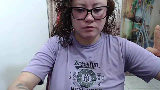 Snapshot of greeneyes_nurse chatting on November 21, 2025, 7:57 pm greeneyes nurse online show from November 21, 2025, 7:57 pm