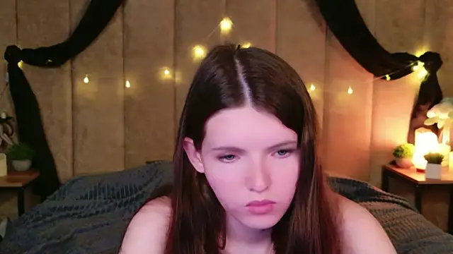 Snapshot of Gaby_Essen chatting on November 14, 2025, 8:45 pm Gaby Essen online show from November 14, 2025, 8:45 pm