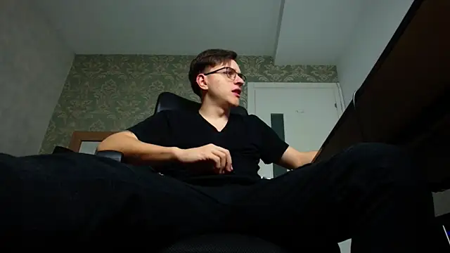 FelixStarkk online show from October 23, 2025, 4:11 am