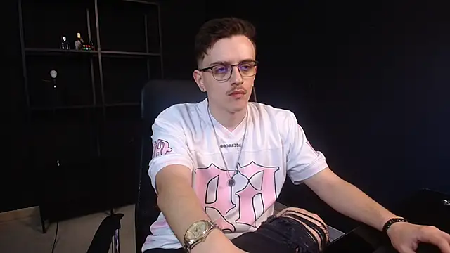 FelixStarkk online show from June 5, 2026, 4:50 am