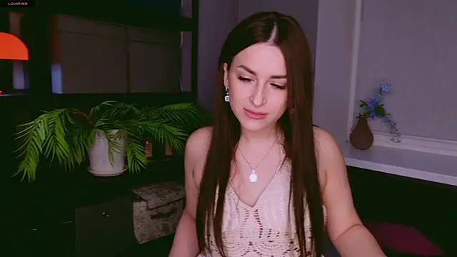 LanaElise online show from October 15, 2025, 5:39 am