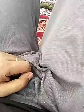 Snapshot of zorhotty chatting on October 19, 2025, 3:53 am zorhotty online show from October 19, 2025, 3:53 am