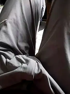 Snapshot of zorhotty chatting on October 28, 2025, 4:57 am zorhotty online show from October 28, 2025, 4:57 am